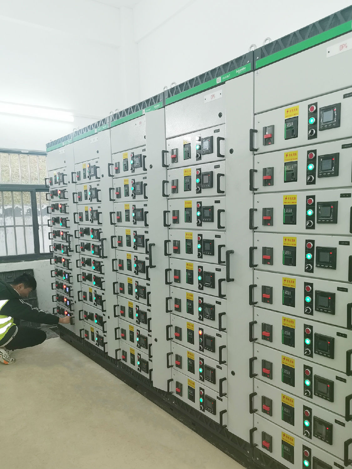 施耐德BlokSeT低壓開關柜 施耐德BlokSeT低壓開關柜