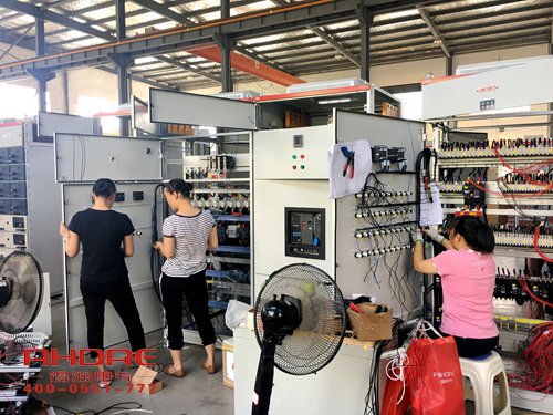 安徽得潤(rùn)電氣 成套高低壓開關(guān)柜廠家 電話:400-0551-777 qq:3176885416 安徽得潤(rùn)電氣 成套高低壓開關(guān)柜廠家 電話:400-0551-777 qq:3176885416