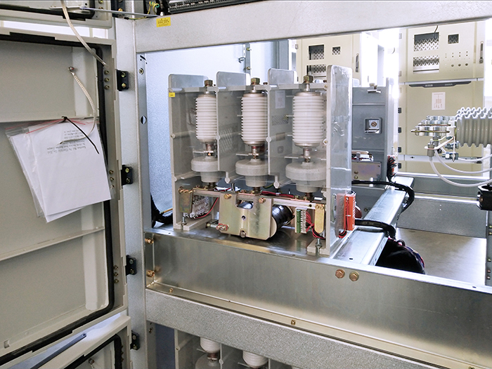 真空接觸器.jpg 真空接觸器.jpg